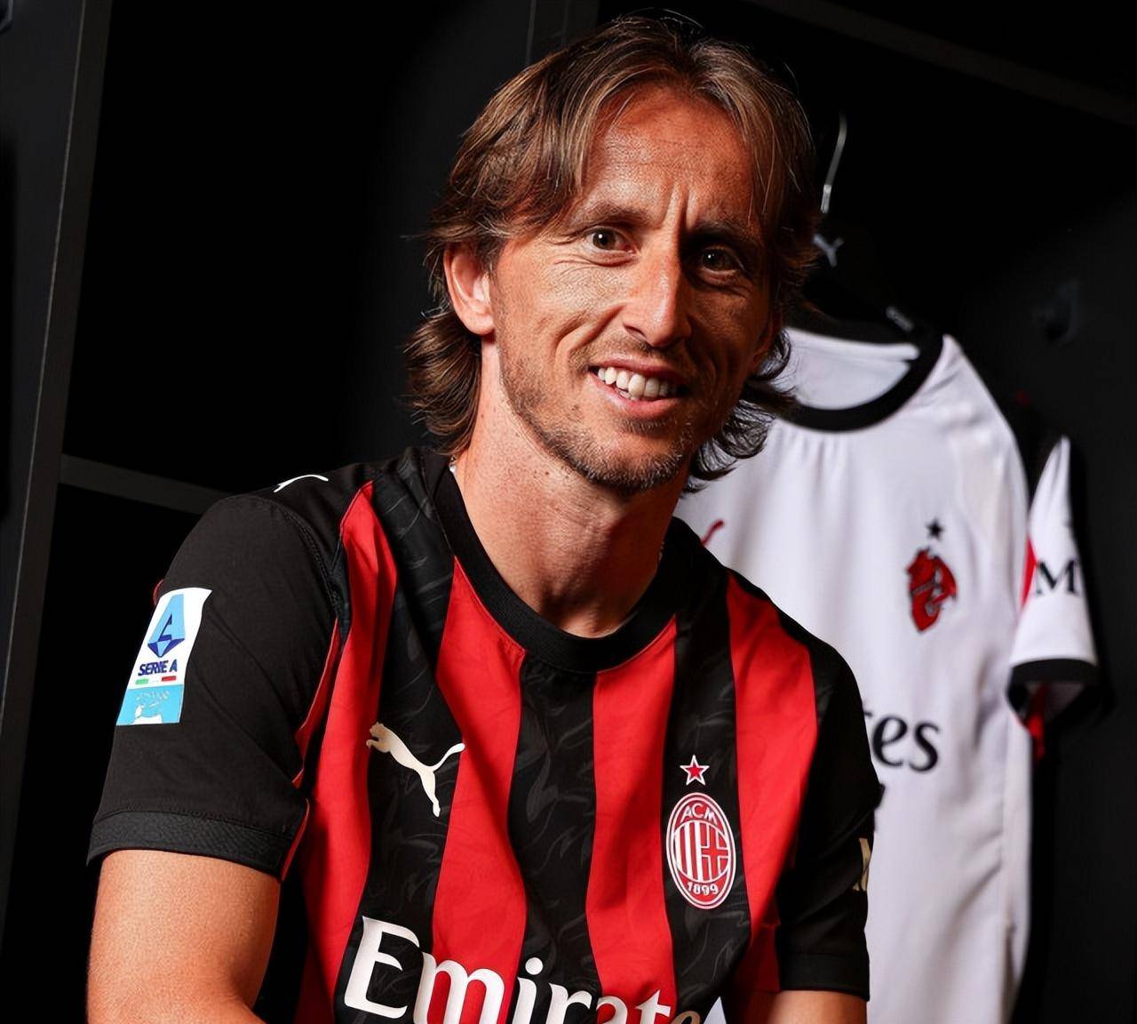 2025年女运动员收入榜公布：谷爱凌第四，郑钦文第五